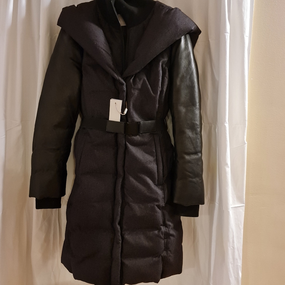 SOIA KYO new  wiht tag long black down coat, size L
